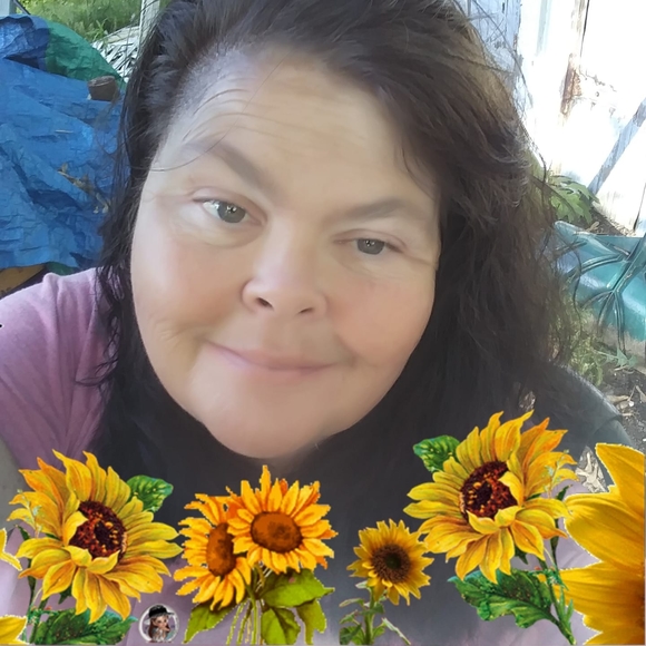 Meet your Posher, Shawna - Picture 1 of 1